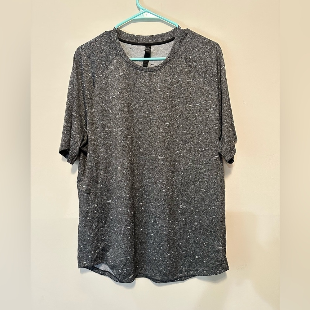 Lululemon Fresh Form Short Sleeve T-Shirt in Heather Gray | Vent Tech Size XL